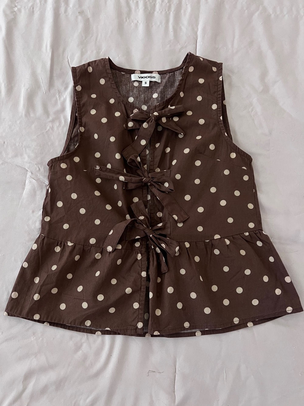 Vigoss Brown and Cream Polka Dot Tie-Front Sleeveless Top